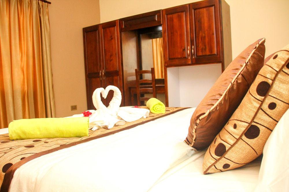 Chez Bea Luxury Villa Baie Sainte Anne Luaran gambar